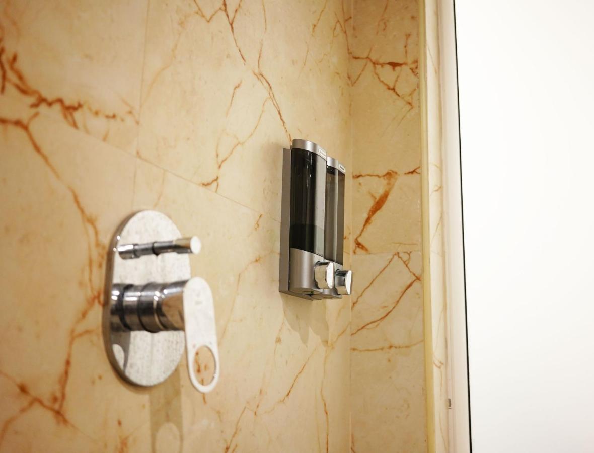Dream Hotel - Richmond Bangalore Ngoại thất bức ảnh