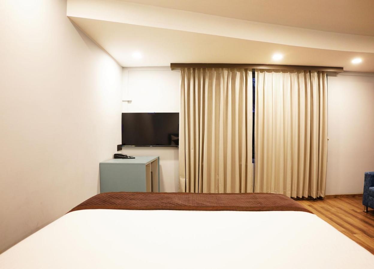 Dream Hotel - Richmond Bangalore Ngoại thất bức ảnh