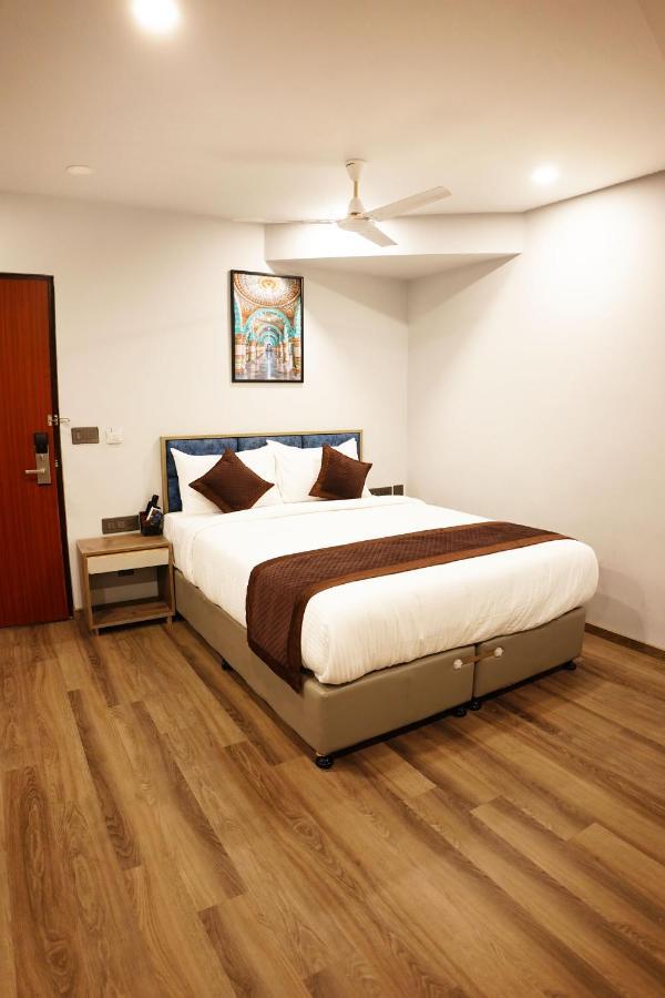 Dream Hotel - Richmond Bangalore Ngoại thất bức ảnh